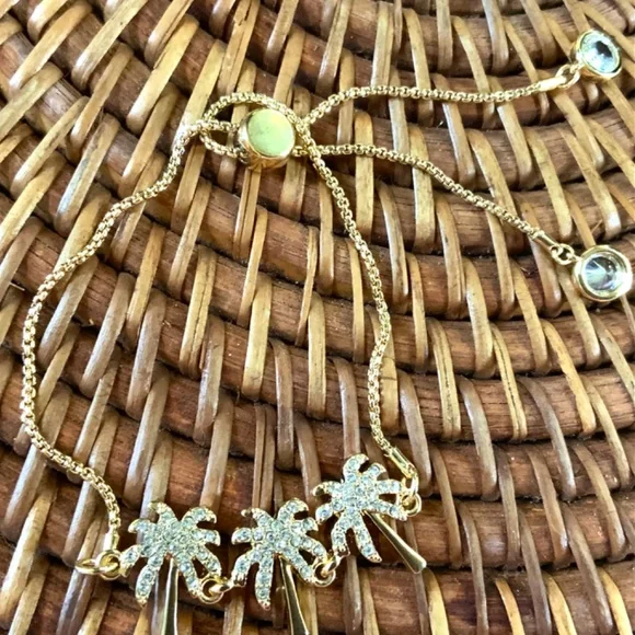 Lilly Pulitzer NWT Sparkling PALM TREE BRACELET ⭐️GOLD CHAIN /CRYSTAL - Picture 5 of 10
